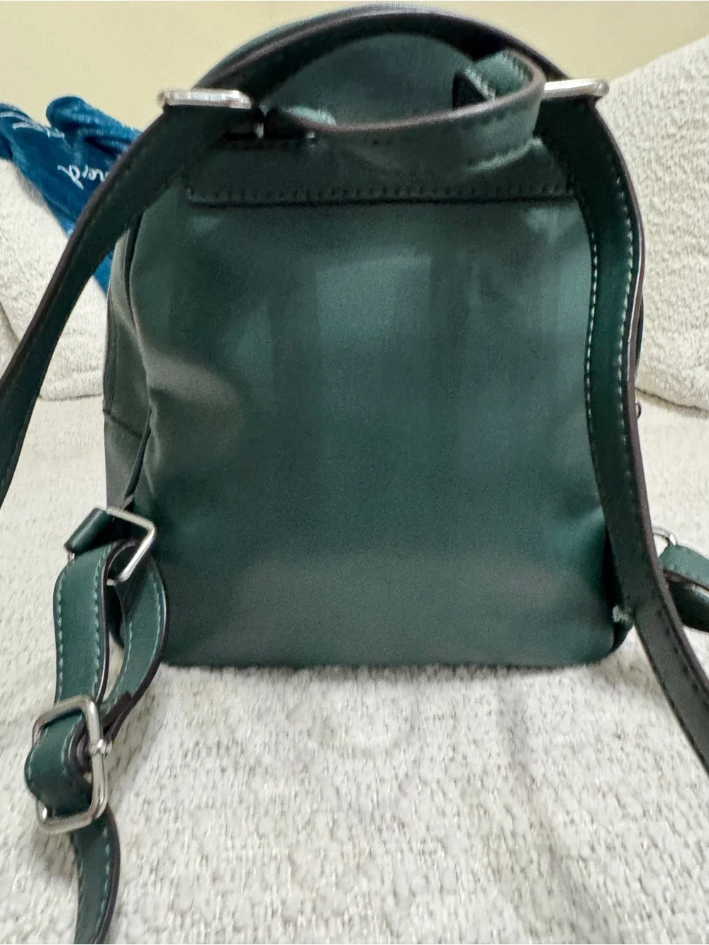 Guess forest emerald